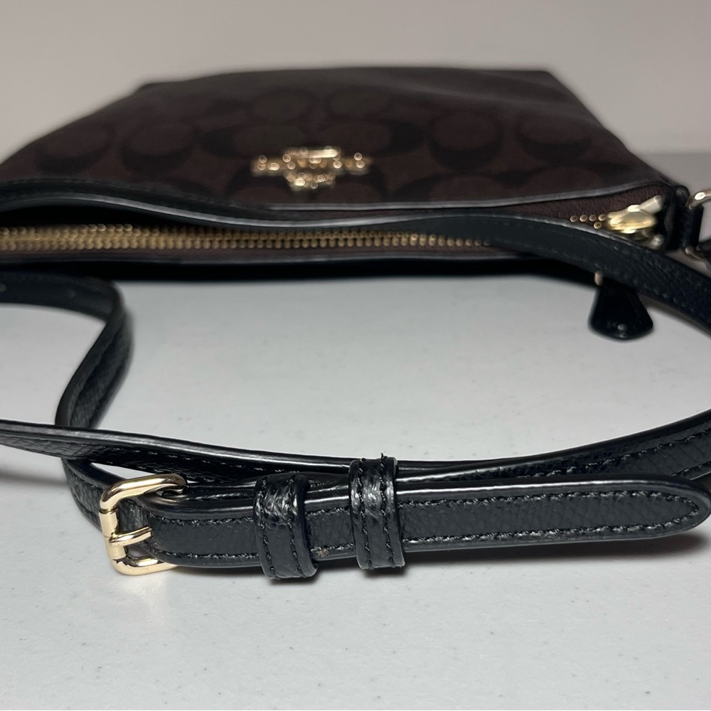 NWOT Coach North South Crossbody in Signature Brown/ Black - Picture 8 of 13